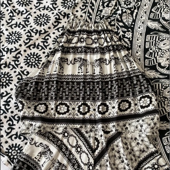 Romper - Picture 2 of 4